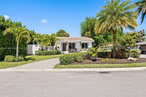 Casa en Hollywood, Florida 3 dormitorios, 185.71 m2 № 2056628