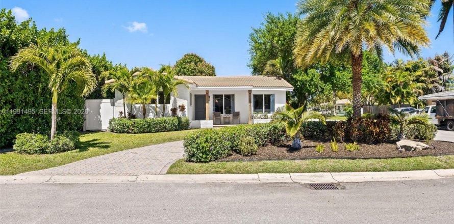 Casa en Hollywood, Florida 3 dormitorios, 185.71 m2 № 2056628