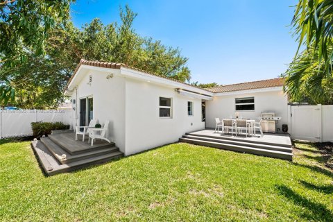 Casa en venta en Hollywood, Florida, 3 dormitorios, 185.71 m2 № 2056628 - foto 28