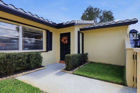 Villa ou maison à vendre à Oakland Park, Floride: 3 chambres, 150.04 m2 № 2430280 - photo 8