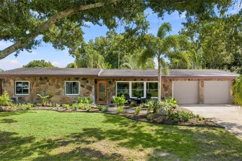 Villa ou maison à vendre à Sarasota, Floride: 3 chambres, 181.25 m2 № 2420479 - photo 3
