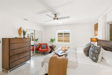Villa ou maison à vendre à Sarasota, Floride: 3 chambres, 181.25 m2 № 2420479 - photo 19