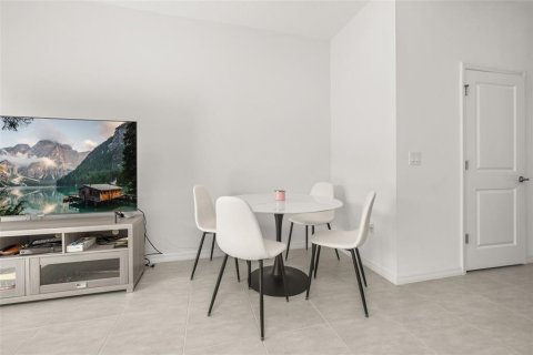 Adosado en alquiler en Kissimmee, Florida, 3 dormitorios, 126.81 m2 № 1806818 - foto 14