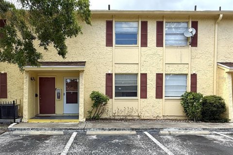 Touwnhouse à Tampa, Floride 2 chambres, 117.8 m2 № 2371882