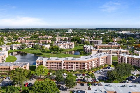 Condo in Sunrise, Florida, 1 bedroom  № 1846056 - photo 25