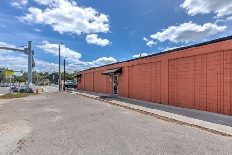 Immobilier commercial à vendre à Riverview, Floride: 388.42 m2 № 2330767 - photo 3