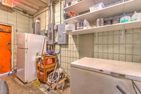 Immobilier commercial à vendre à Riverview, Floride: 388.42 m2 № 2330767 - photo 21