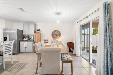 Casa en venta en Ruskin, Florida, 4 dormitorios, 171.5 m2 № 2198620 - foto 19