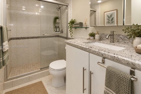 Copropriété à vendre à Hollywood, Floride: 2 chambres, 112.23 m2 № 2328484 - photo 11