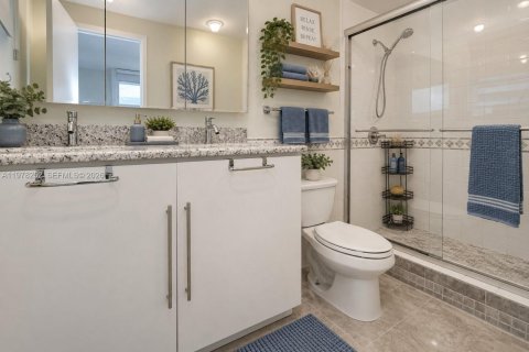 Copropriété à vendre à Hollywood, Floride: 2 chambres, 112.23 m2 № 2328484 - photo 8