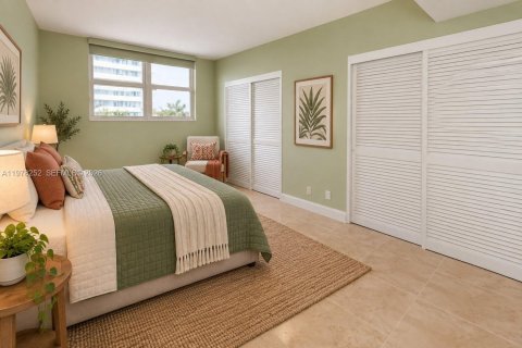 Copropriété à vendre à Hollywood, Floride: 2 chambres, 112.23 m2 № 2328484 - photo 10