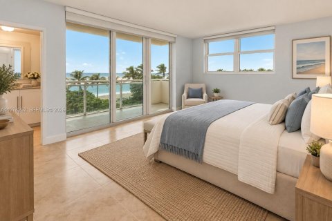 Copropriété à vendre à Hollywood, Floride: 2 chambres, 112.23 m2 № 2328484 - photo 6