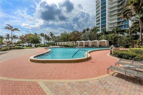 Copropriété à vendre à Hollywood, Floride: 2 chambres, 112.23 m2 № 2328484 - photo 13