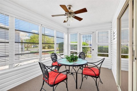 Villa ou maison à louer à Lady Lake, Floride: 2 chambres, 125.05 m2 № 2148357 - photo 4