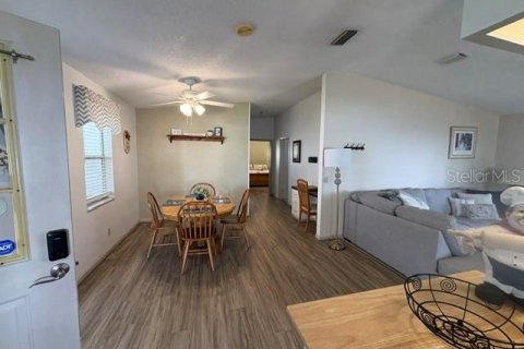 Villa ou maison à louer à Lady Lake, Floride: 2 chambres, 125.05 m2 № 2148357 - photo 30