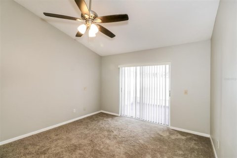 Casa en venta en Brandon, Florida, 3 dormitorios, 166.67 m2 № 1902102 - foto 9