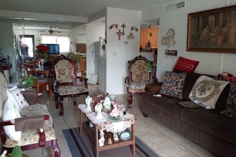 Condo in Orlando, Florida, 1 bedroom № 2207778 - photo 2