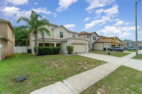 Casa en venta en Clermont, Florida, 4 dormitorios, 225.75 m2 № 1786683 - foto 3