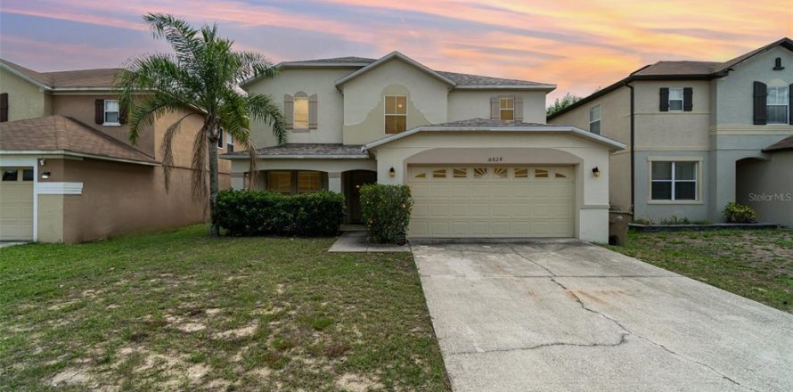 Casa en Clermont, Florida 4 dormitorios, 225.75 m2 № 1786683
