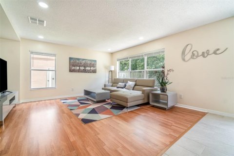 Casa en venta en Clermont, Florida, 4 dormitorios, 225.75 m2 № 1786683 - foto 8