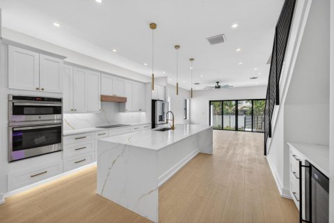 Touwnhouse à Fort Lauderdale, Floride 4 chambres, 210.42 m2 № 2085137