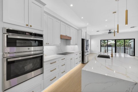 Touwnhouse à vendre à Fort Lauderdale, Floride: 4 chambres, 210.42 m2 № 2085137 - photo 14