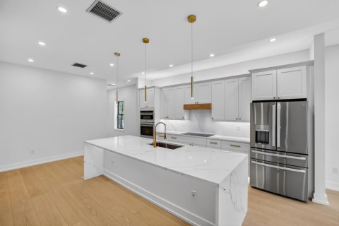 Touwnhouse à vendre à Fort Lauderdale, Floride: 4 chambres, 210.42 m2 № 2085137 - photo 6