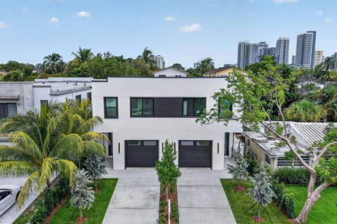 Touwnhouse à vendre à Fort Lauderdale, Floride: 4 chambres, 210.42 m2 № 2085137 - photo 3
