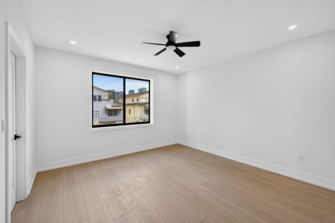 Touwnhouse à vendre à Fort Lauderdale, Floride: 4 chambres, 210.42 m2 № 2085137 - photo 24