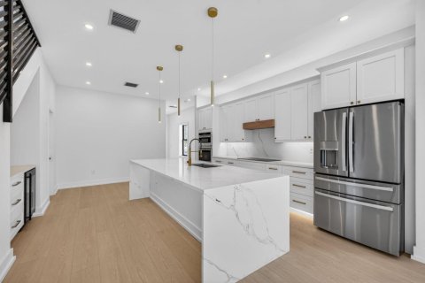 Touwnhouse à vendre à Fort Lauderdale, Floride: 4 chambres, 210.42 m2 № 2085137 - photo 10