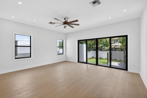 Touwnhouse à vendre à Fort Lauderdale, Floride: 4 chambres, 210.42 m2 № 2085137 - photo 19