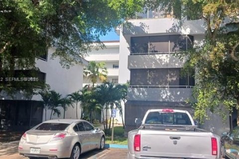 Copropriété à louer à Miami, Floride: 2 chambres, 99.78 m2 № 2145854 - photo 8