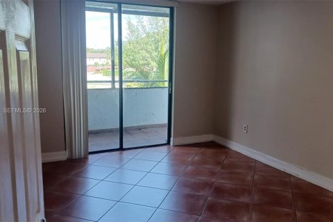 Copropriété à louer à Miami, Floride: 2 chambres, 99.78 m2 № 2145854 - photo 5