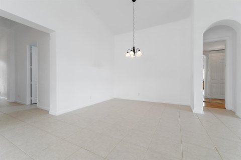 Купить виллу или дом в Стьюарт, Флорида 3 комнаты, 203.36м2, № 2414160 - фото 22