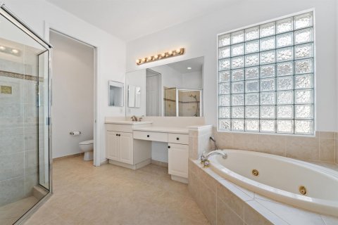 Купить виллу или дом в Стьюарт, Флорида 3 комнаты, 203.36м2, № 2414160 - фото 28