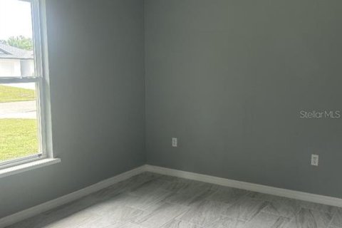 House in Port Charlotte, Florida 3 bedrooms, 103.31 sq.m. № 1880902 - photo 10