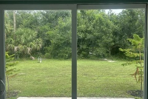 House in Port Charlotte, Florida 3 bedrooms, 103.31 sq.m. № 1880902 - photo 15