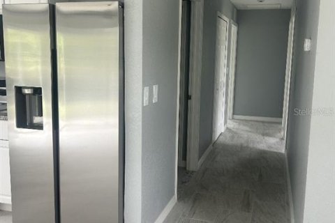 House in Port Charlotte, Florida 3 bedrooms, 103.31 sq.m. № 1880902 - photo 7