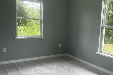 House in Port Charlotte, Florida 3 bedrooms, 103.31 sq.m. № 1880902 - photo 11