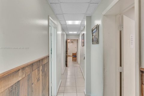 Propiedad comercial en venta en Homestead, Florida № 1920250 - foto 23