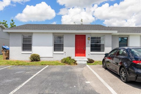 House in Kissimmee, Florida 3 bedrooms, 92.16 sq.m. № 1881156 - photo 1