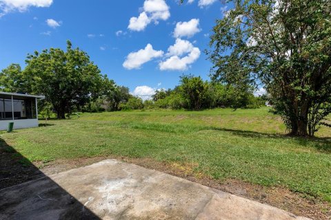 Villa ou maison à vendre à Kissimmee, Floride: 3 chambres, 92.16 m2 № 1881156 - photo 22