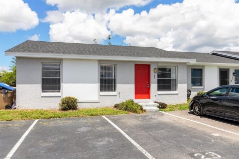 House in Kissimmee, Florida 3 bedrooms, 92.16 sq.m. № 1881156 - photo 2