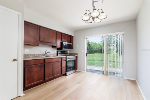 House in Kissimmee, Florida 3 bedrooms, 92.16 sq.m. № 1881156 - photo 6