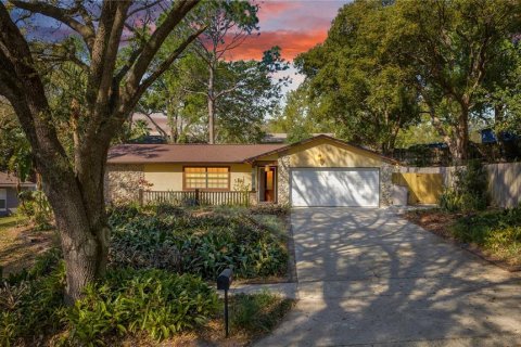 House in Apopka, Florida 3 bedrooms, 117.8 sq.m. № 2349744 - photo 5