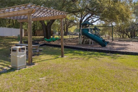 House in Apopka, Florida 3 bedrooms, 117.8 sq.m. № 2349744 - photo 13