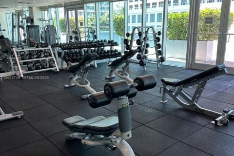 Condominio en alquiler en Miami, Florida, 2 dormitorios, 103.21 m2 № 2076330 - foto 24