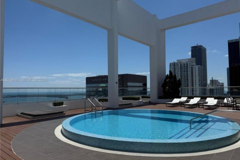 Condominio en alquiler en Miami, Florida, 2 dormitorios, 103.21 m2 № 2076330 - foto 20