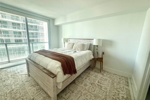 Condominio en alquiler en Miami, Florida, 2 dormitorios, 103.21 m2 № 2076330 - foto 7