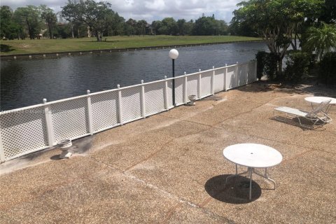 Condominio en venta en Lauderhill, Florida, 1 dormitorio, 67.45 m2 № 1699653 - foto 26
